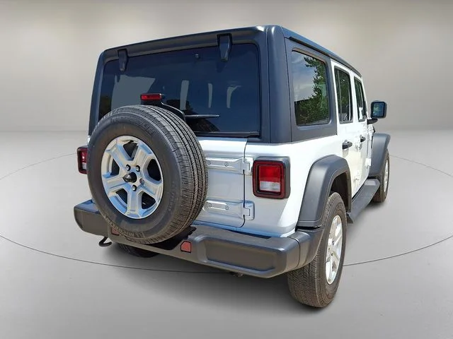 Used 2018 White Jeep Unlimited Sport S image 10
