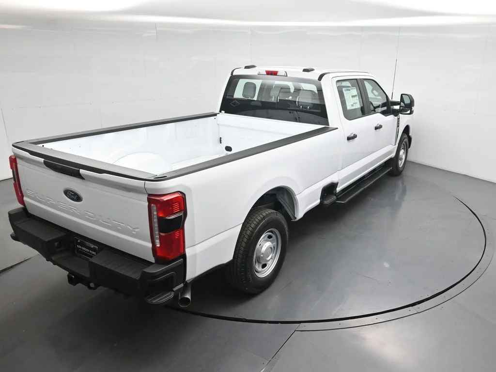 New 2026 White Ford XL image 35