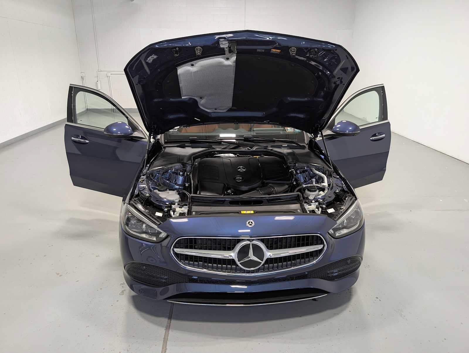 New 2026 Twilight Blue Metallic Mercedes-Benz C 300 image 10