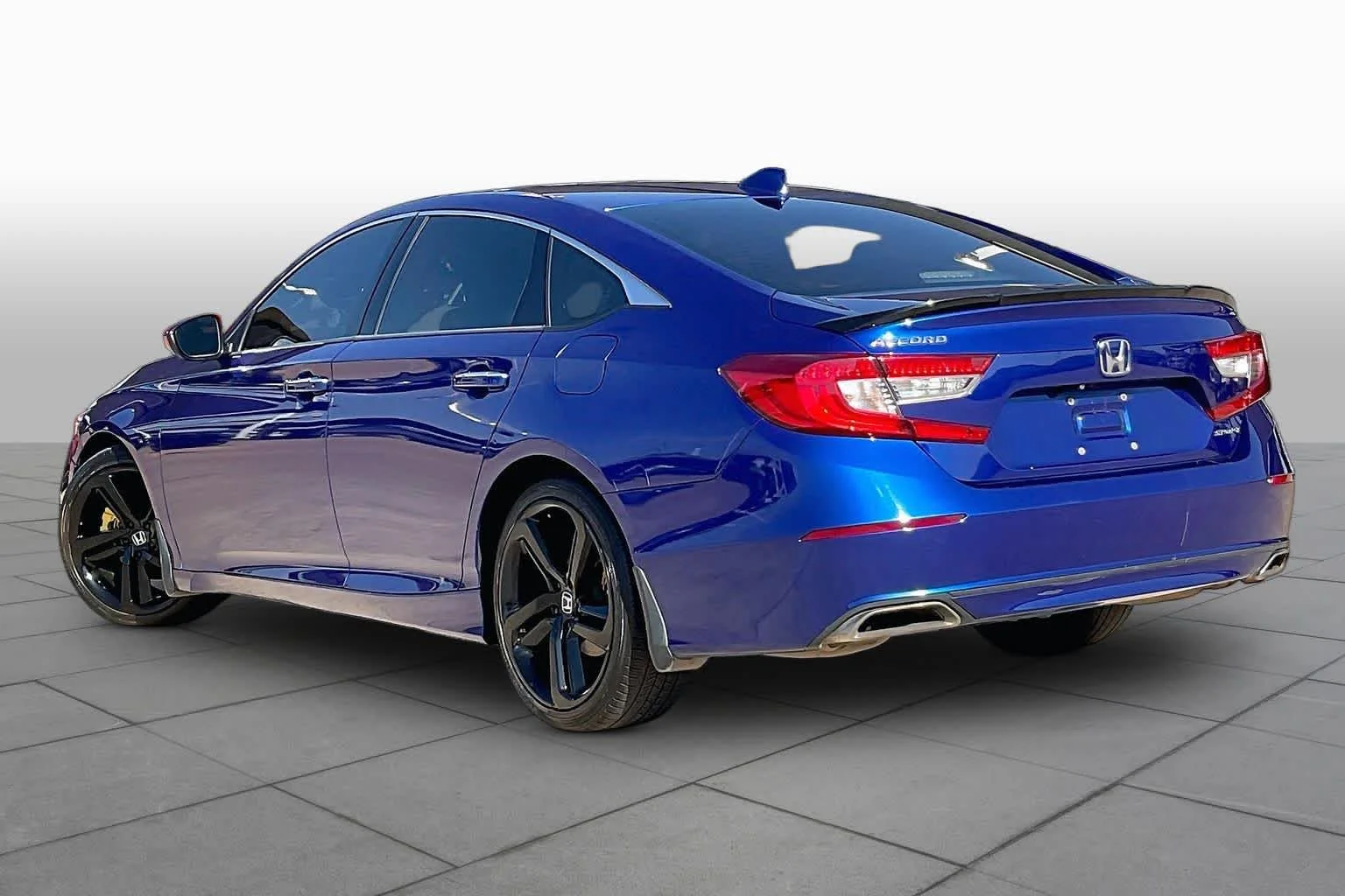 Used 2018 Still Night Pearl Honda Sport 1.5T image 12