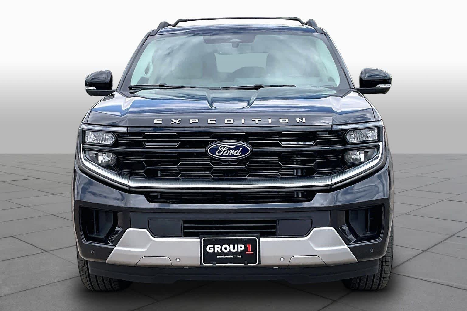 New 2026 Dark Matter Gray Metallic Ford MAX Platinum® image 3