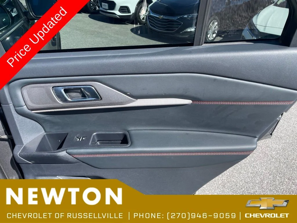 Used 2025 Gray Ford ST-Line image 30