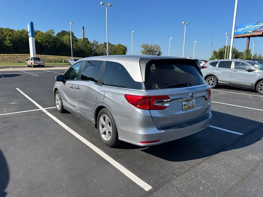 Used 2019 Silver Honda EX-L image 2