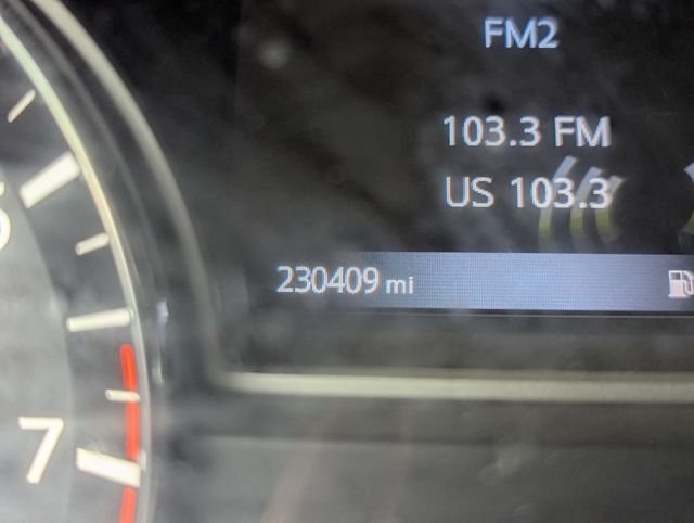 Used 2016 Red Nissan 2.5 S image 15