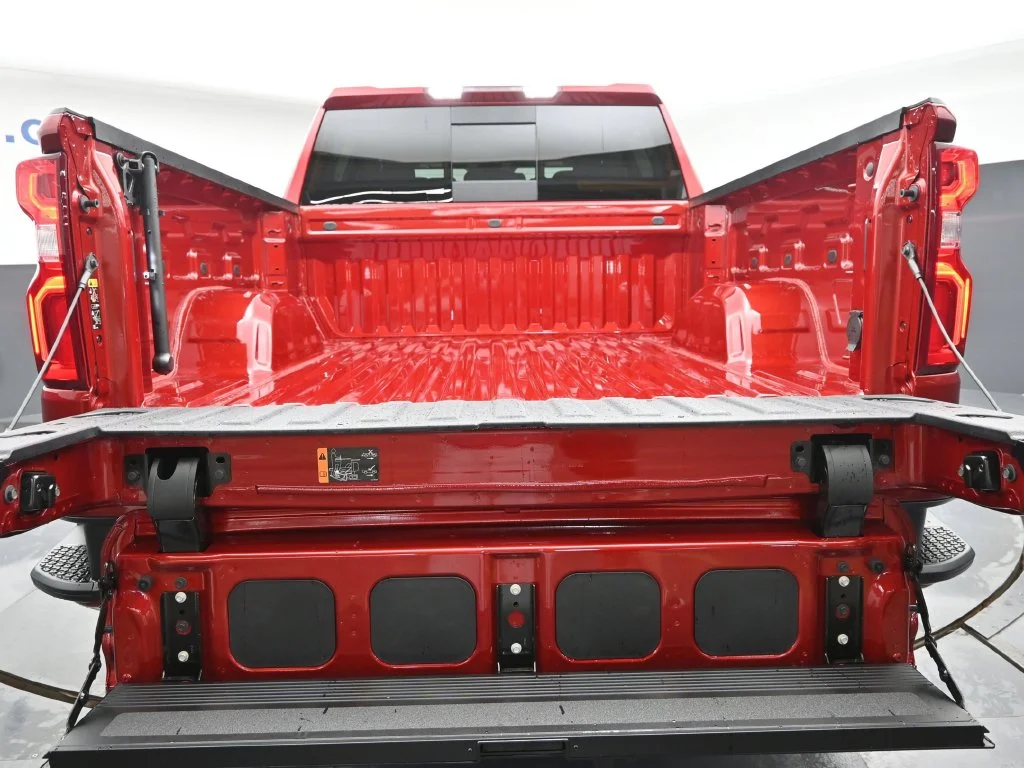 Used 2025 Red Chevrolet RST image 11