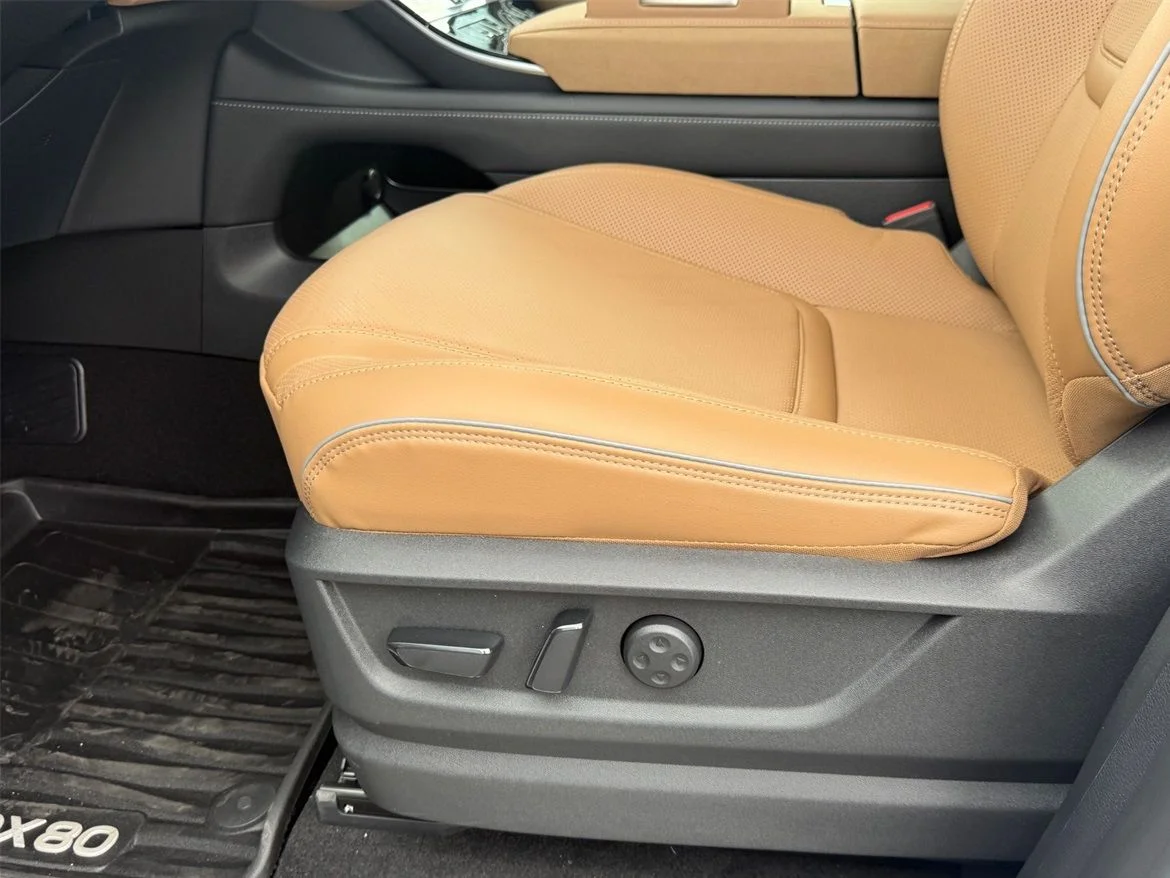 New 2026 ANTHRACITE GRAY INFINITI Luxe 4WD image 13