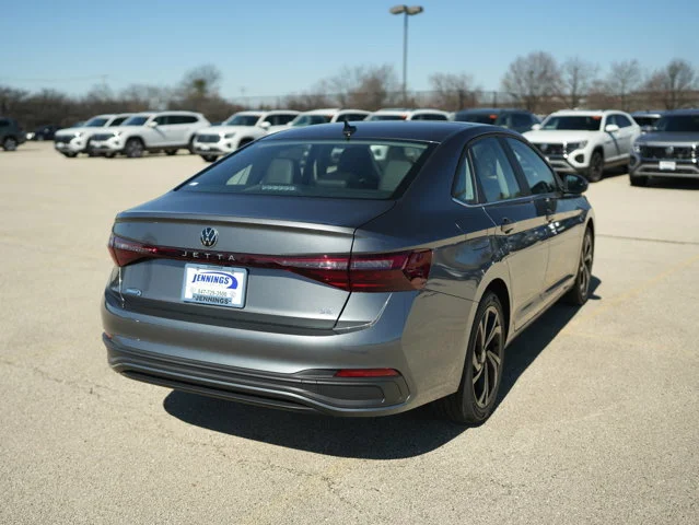 New 2026 Platinum Gray Metallic Volkswagen 1.5T SE image 8