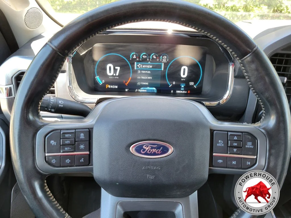 Used 2022  Ford Lariat image 32