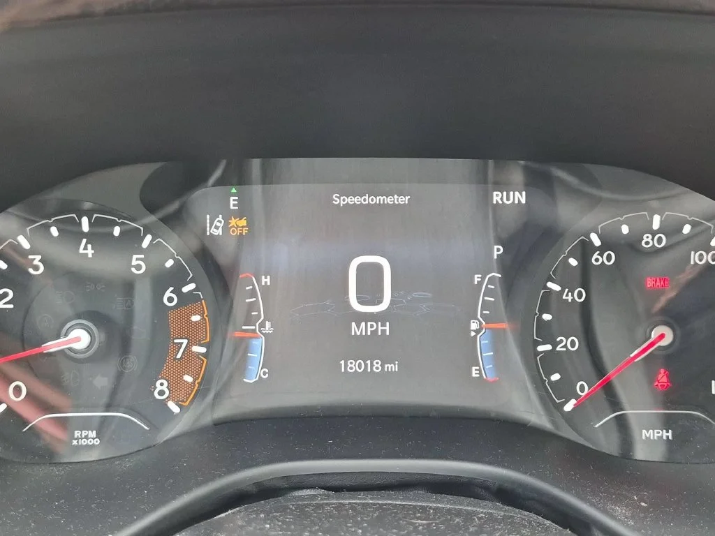 Used 2022 White Jeep Limited image 16