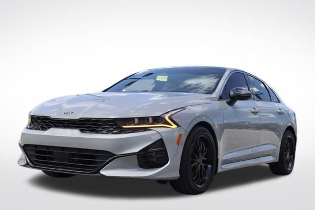 Used 2021 Gray Kia GT-Line image 6
