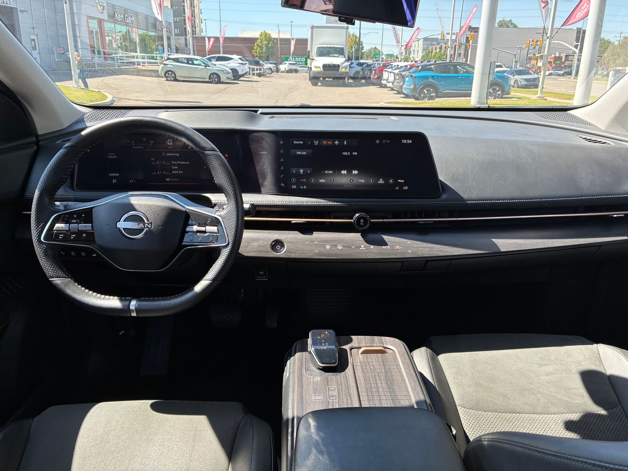 Used 2025 Black Diamond Pearl Nissan EVOLVE+ image 26