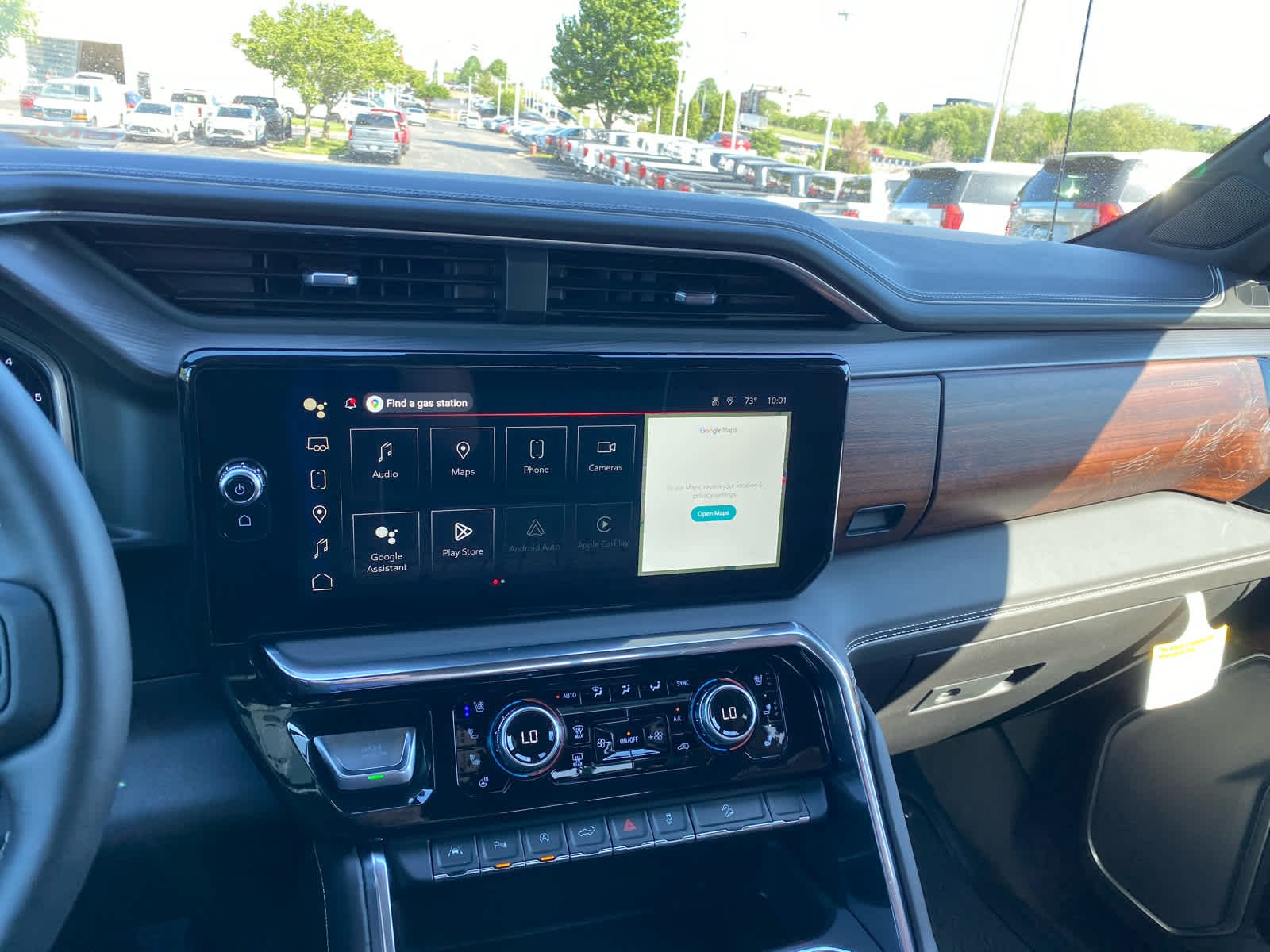New 2026 Glacier White Tricoat GMC Denali Ultimate image 15