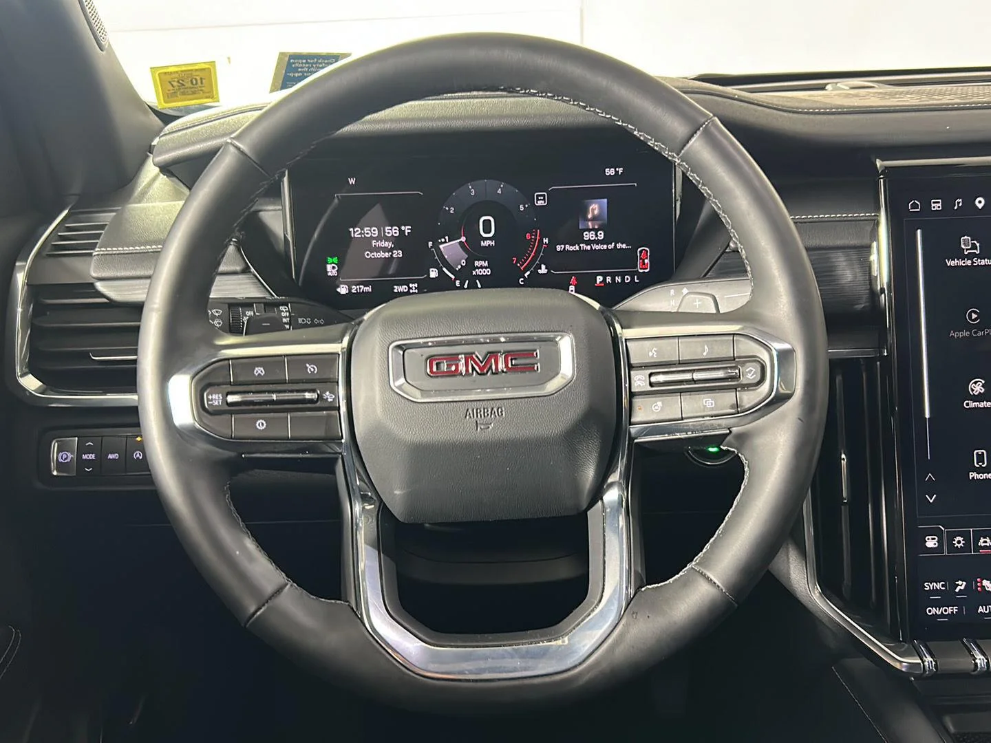 Used 2026 Glacier White Tricoat GMC AWD Elevation image 29