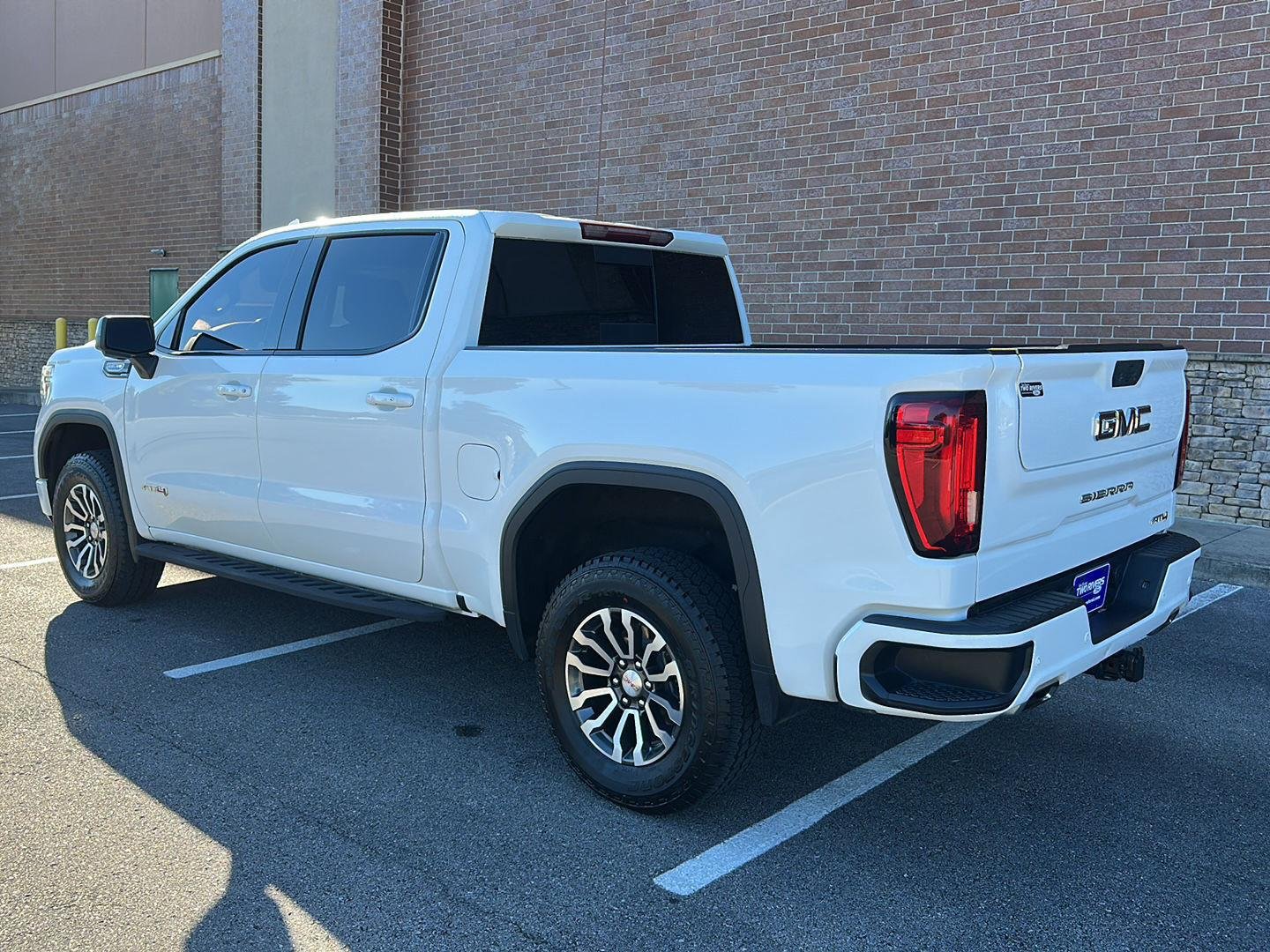 Certified Used 2021 Summit White GMC AT4 image 8