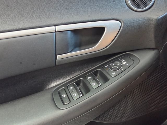 Used 2024 Gray Hyundai SEL image 28
