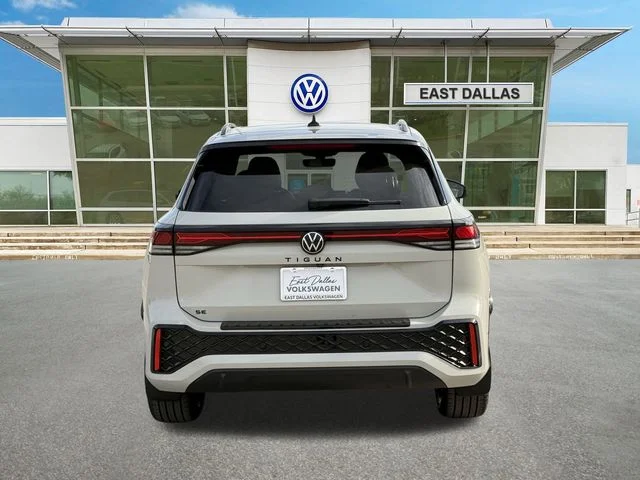 New 2026 Beige Volkswagen 2.0T SE R-Line Black image 4