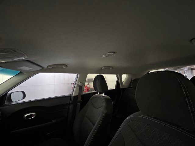 Used 2016 Gray Kia Base image 25
