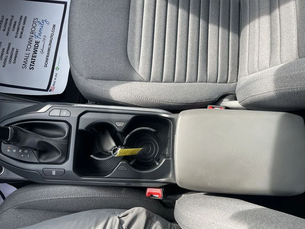 Used 2025 White Kia EX image 21