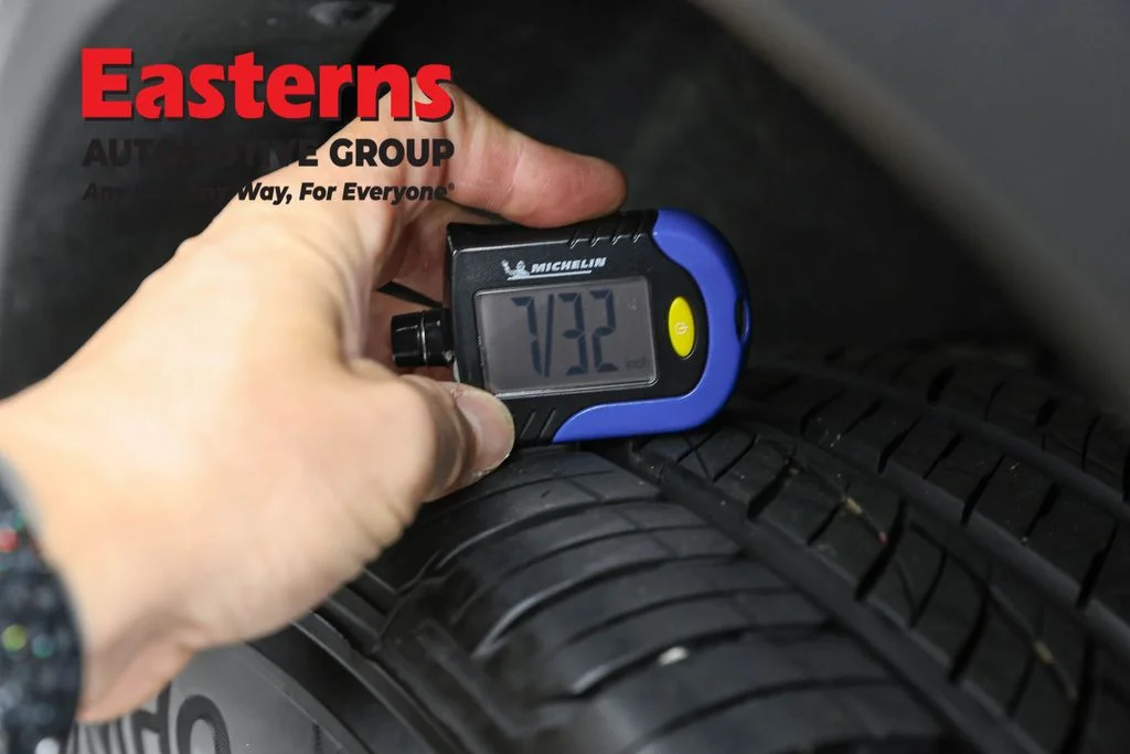 Used 2024 Gray Nissan SV image 31