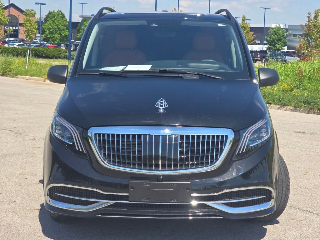Used 2023  Mercedes-Benz Passenger image 10