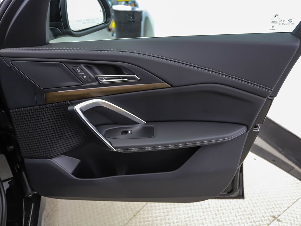 New 2027 Jet Black BMW xDrive28i image 29