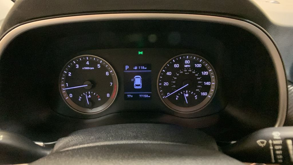 Used 2019 Black Noir Pearl Hyundai Value image 31