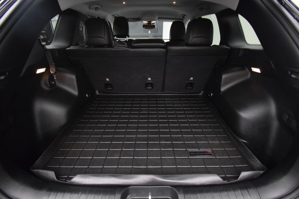 Used 2023 Gray Jeep Altitude image 21