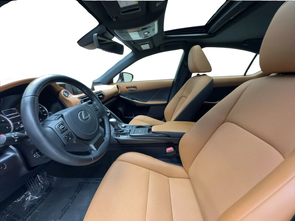 Used 2024 White Lexus 300 image 20