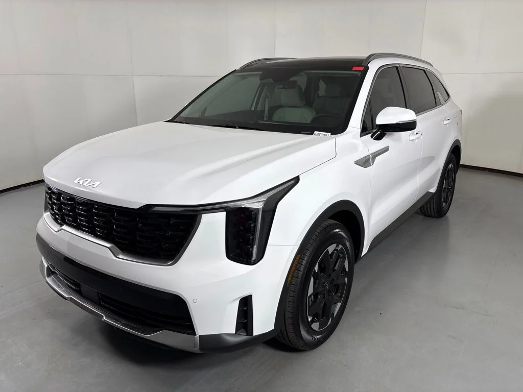 New 2026 White Kia S image 4