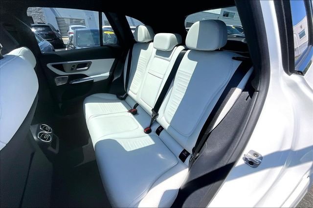 Certified Used 2024 White Mercedes-Benz GLC 300 image 17