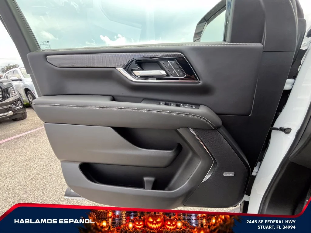 New 2027 Summit White GMC Elevation image 24