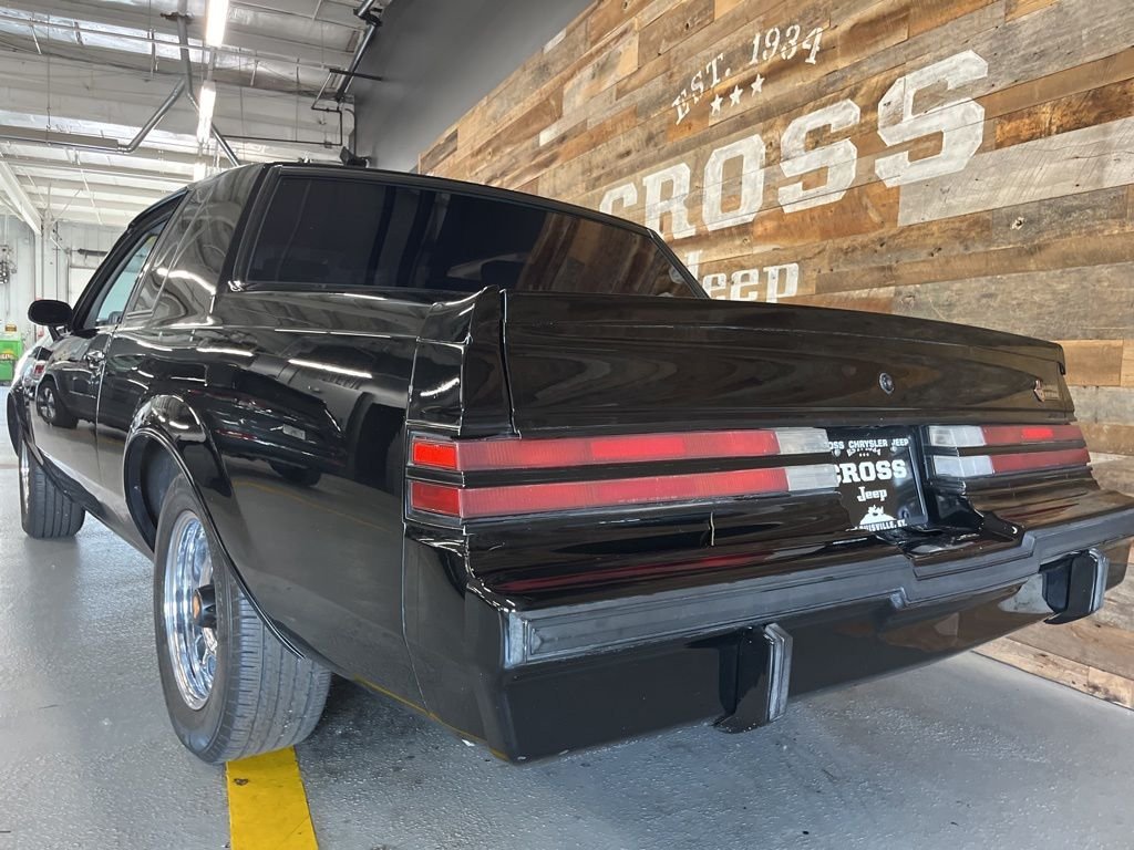 Used 1986 Black Buick Grand National image 20
