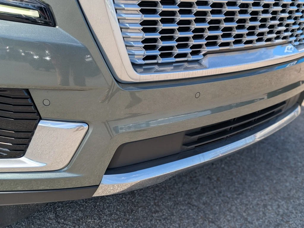 Used 2023 Green GMC Denali image 10