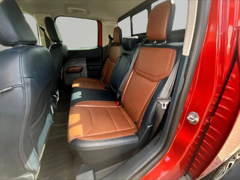 Used 2022 Chili Pepper Red Ford Lariat image 25