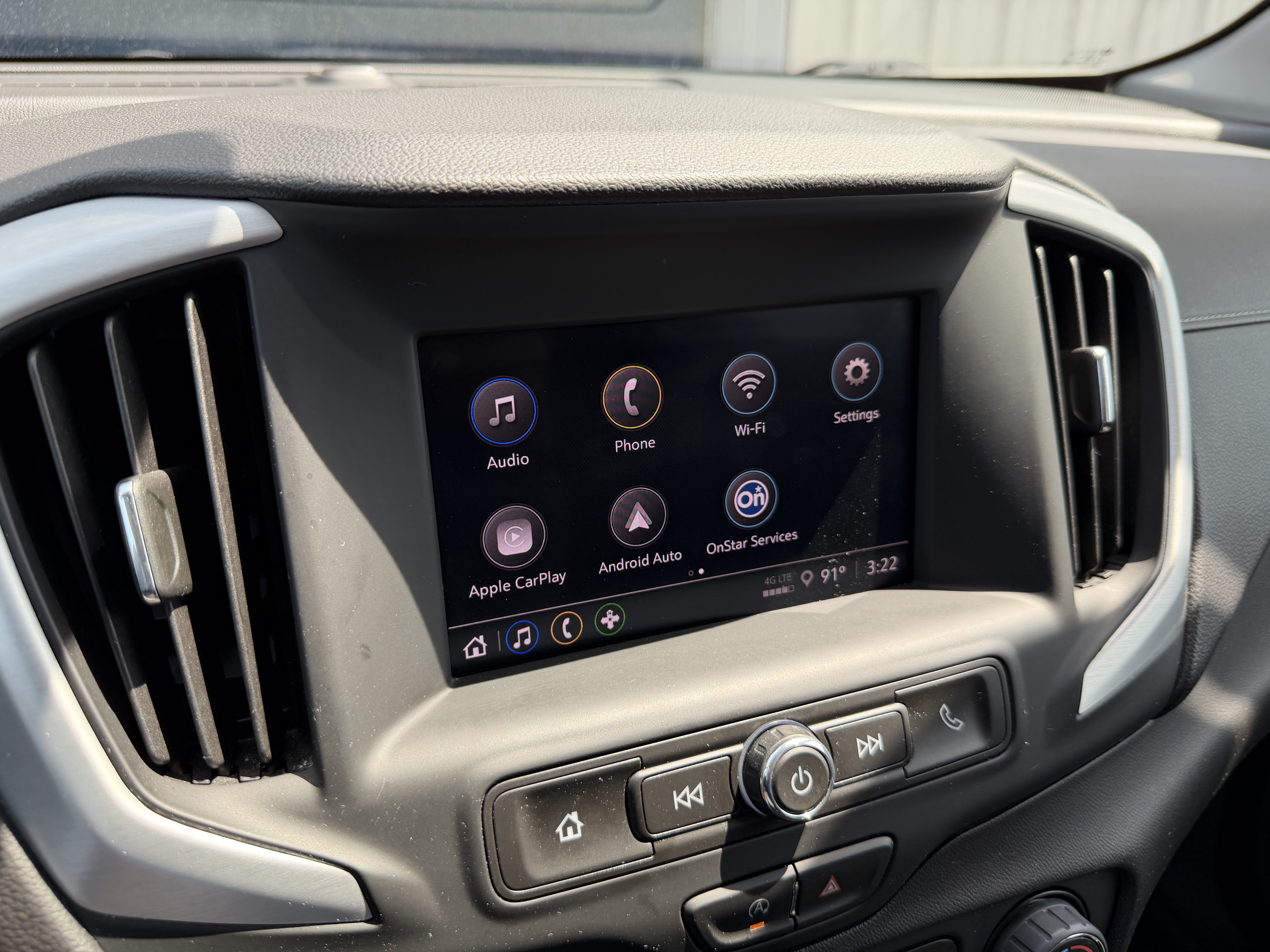 Used 2023 Summit White GMC SLE image 18