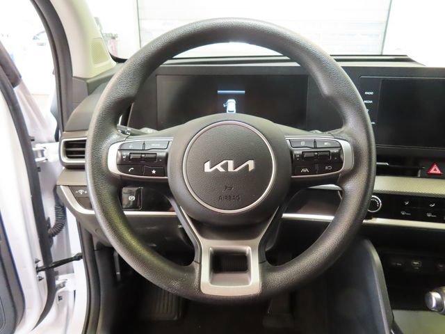 2025 Kia Sportage LX - Photo 8