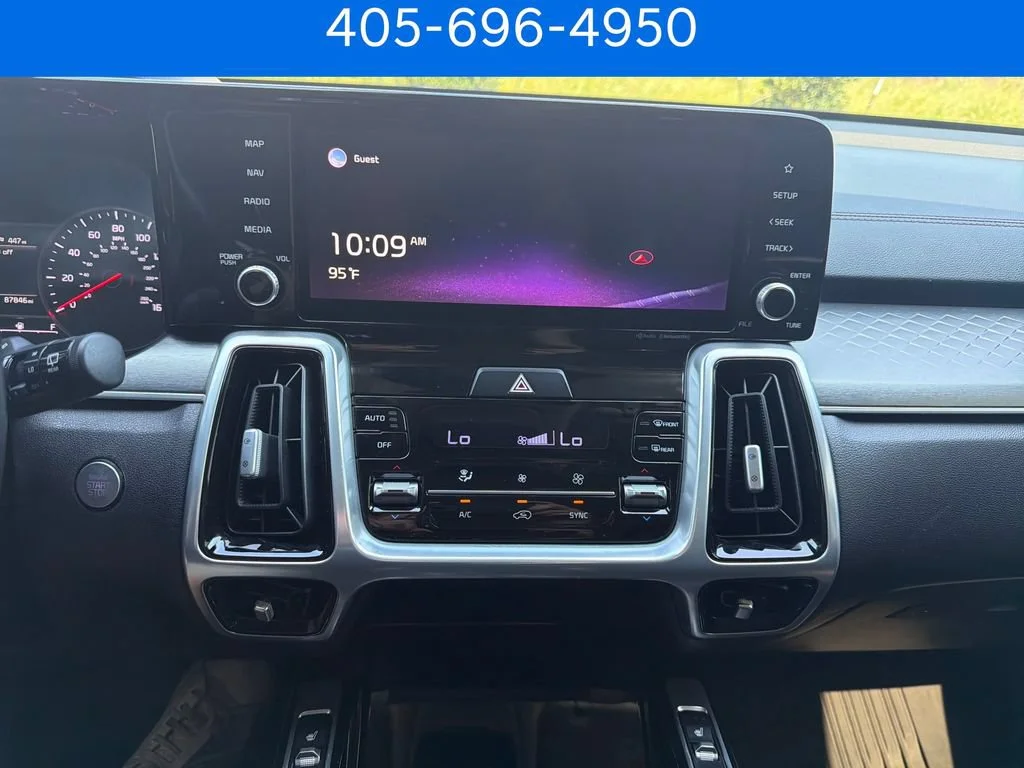 Pre-Owned 2021 Kia Sorento SX