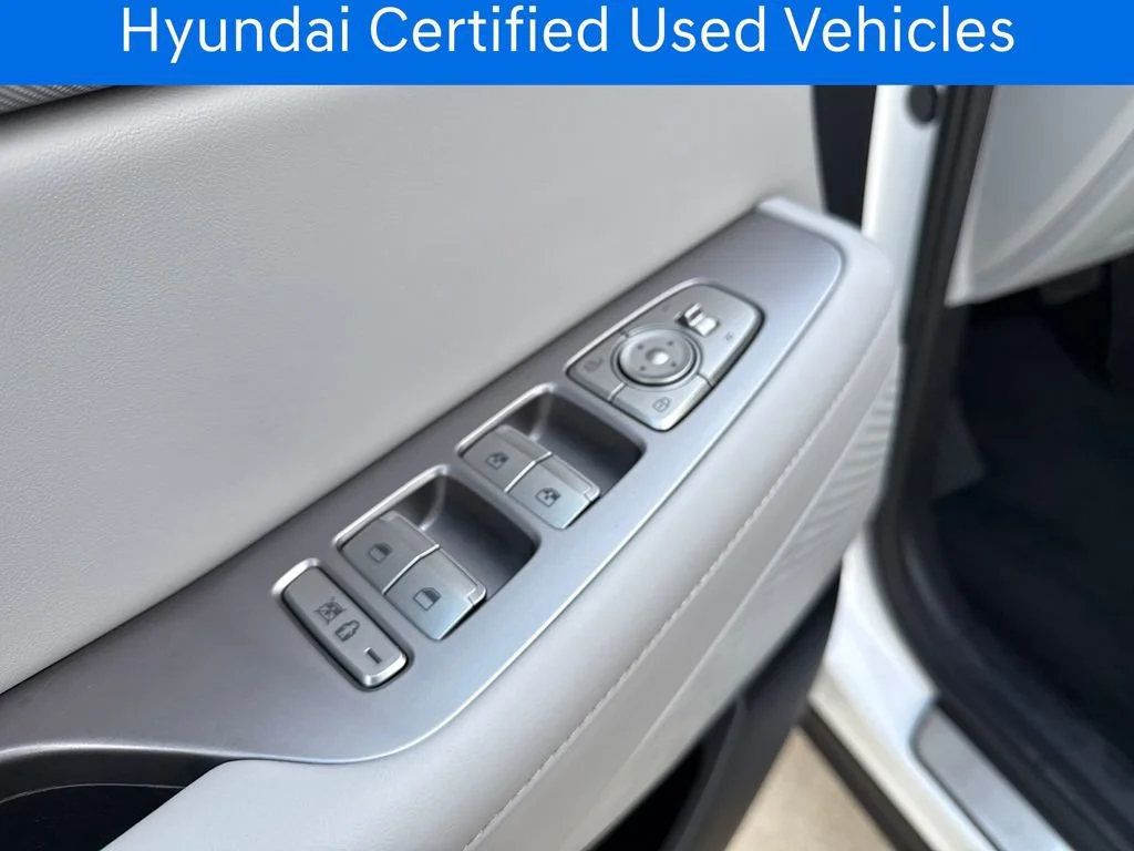 Certified Pre-Owned 2025 Hyundai Palisade SEL Premium 7P
