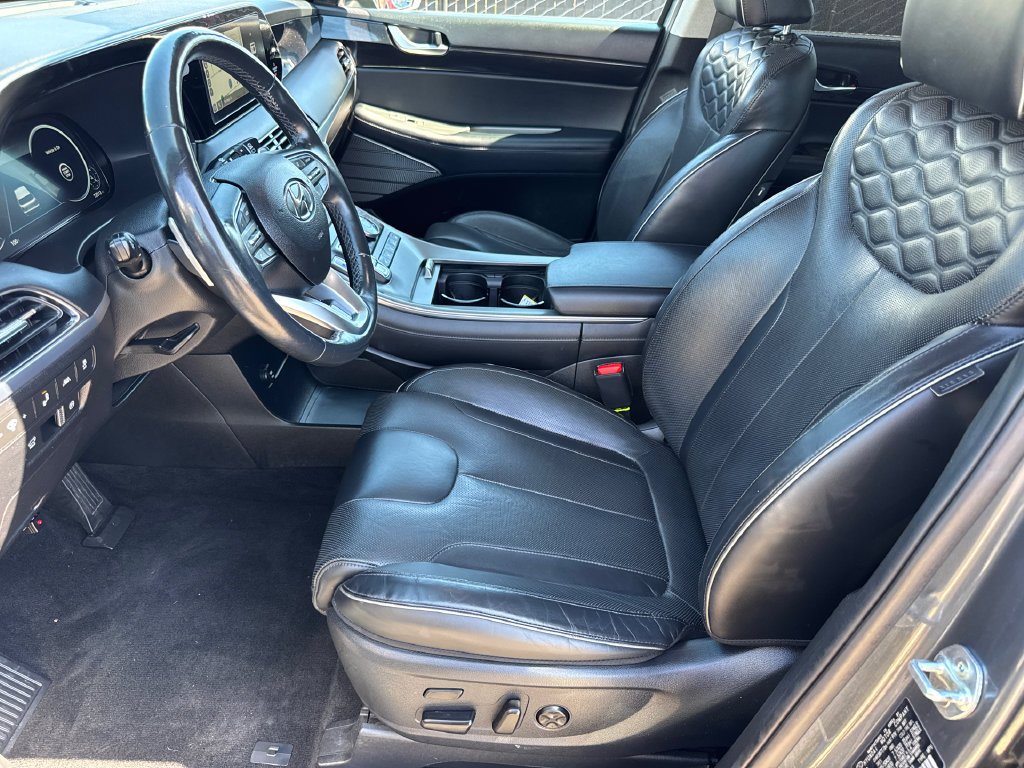 Used 2021 Gray Hyundai Limited image 24