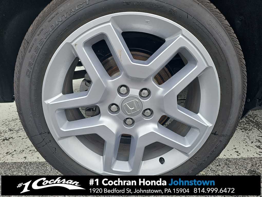 Used 2025 Sonic Gray Pearl Honda EX-L image 17