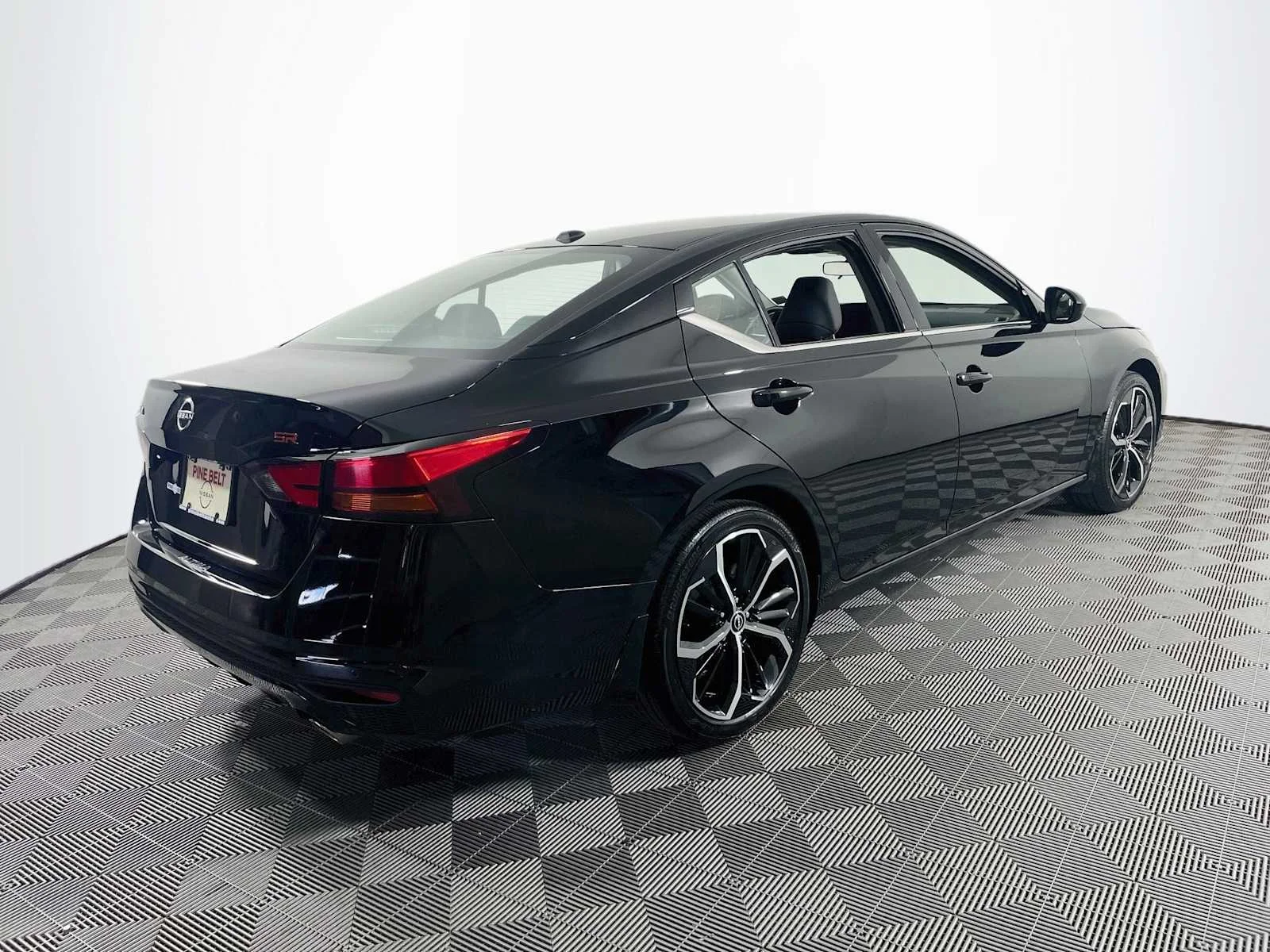 Certified Used 2025 Super Black Nissan SR image 4