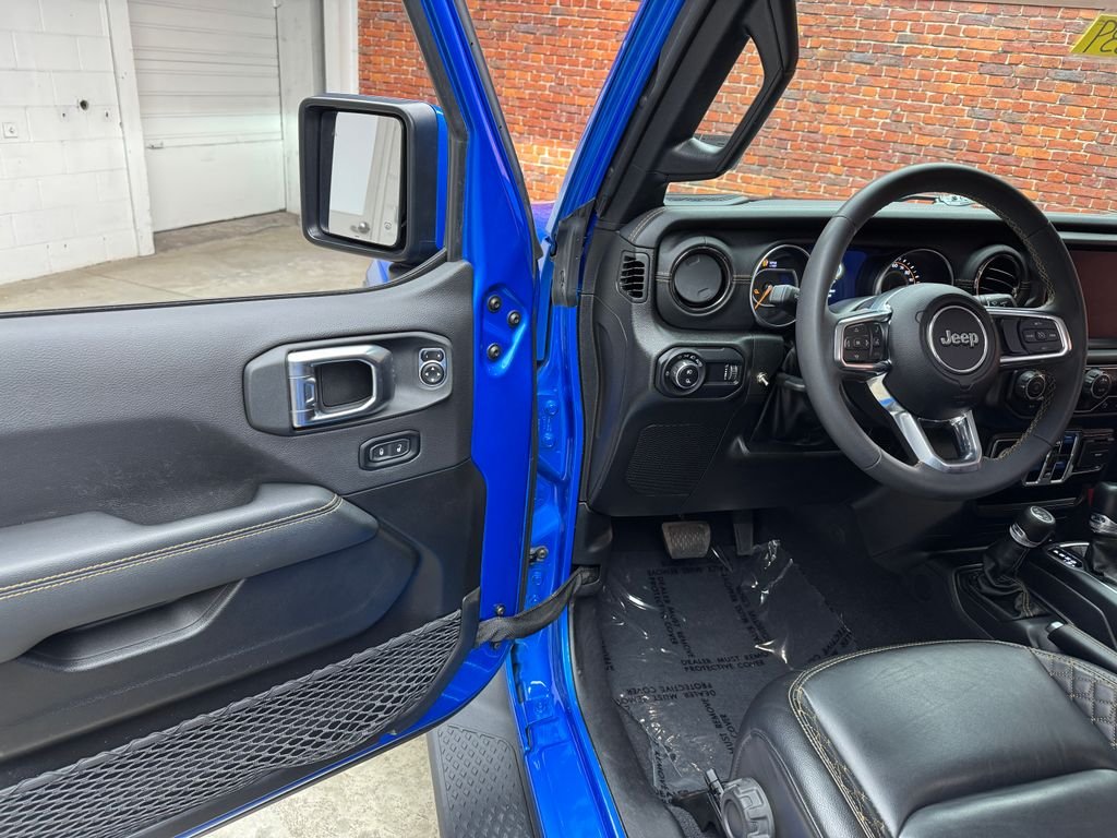 Certified Used 2023 Blue Jeep Overland image 7