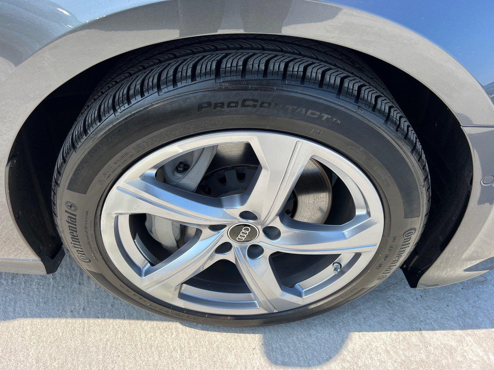 Used 2025 Daytona Gray Pearl Effect Audi Prestige image 12