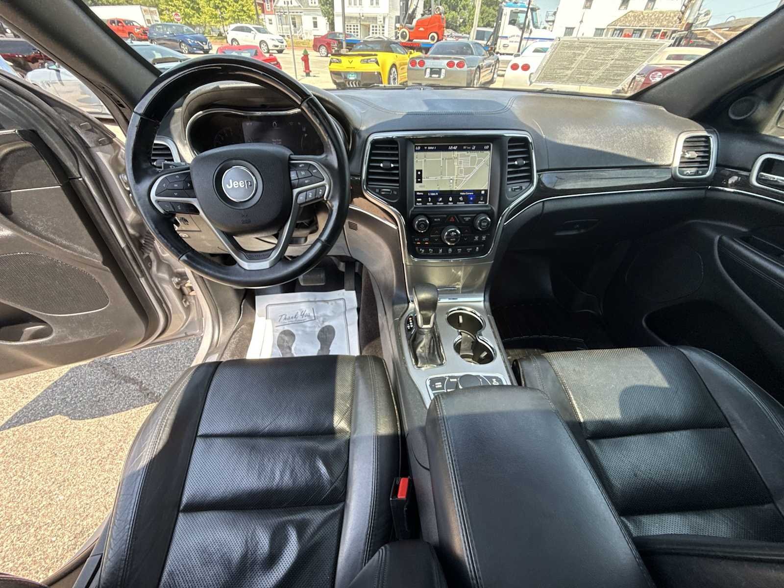 Used 2018 Silver Jeep Overland 4x4 image 21