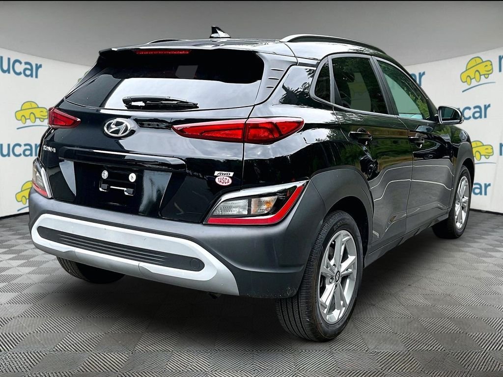 Used 2023 Black Hyundai SEL image 7