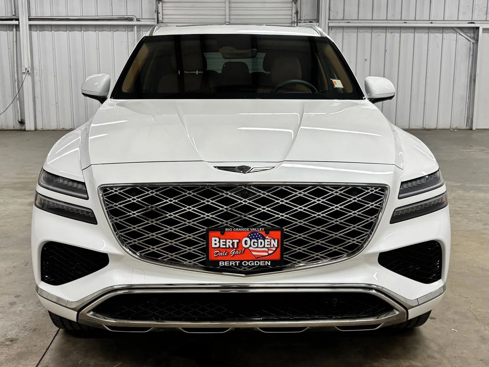 Used 2025 White Genesis 3.5T Advanced image 2