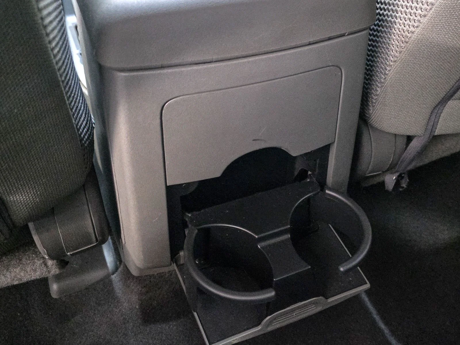 Used 2020 Red Nissan SV image 22