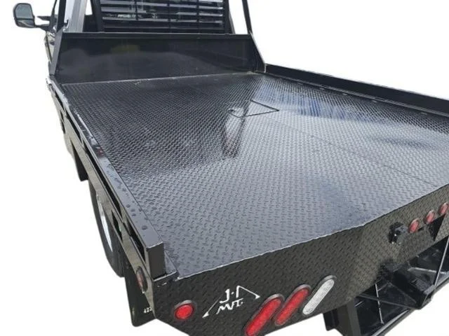 2025 Ford F-350 Super Duty Chassis Cab XL - Photo 26