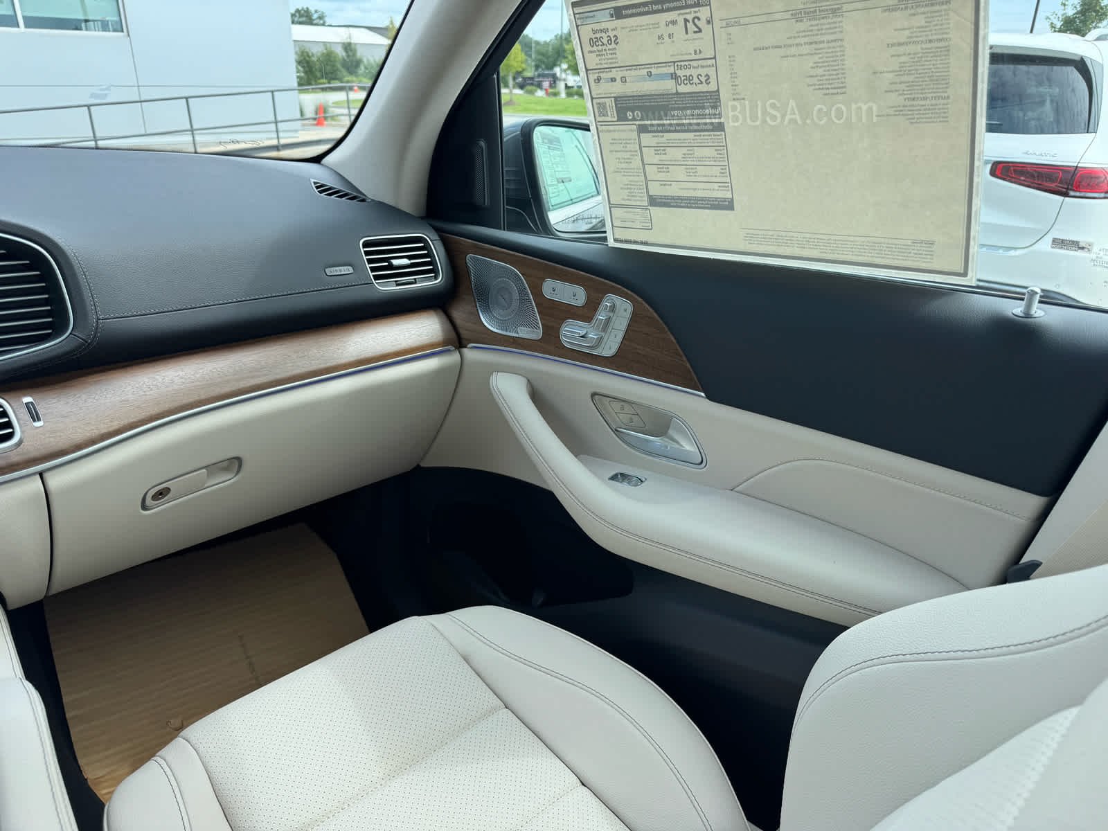New 2026 Selenite Grey Metallic Mercedes-Benz GLS 450 image 41