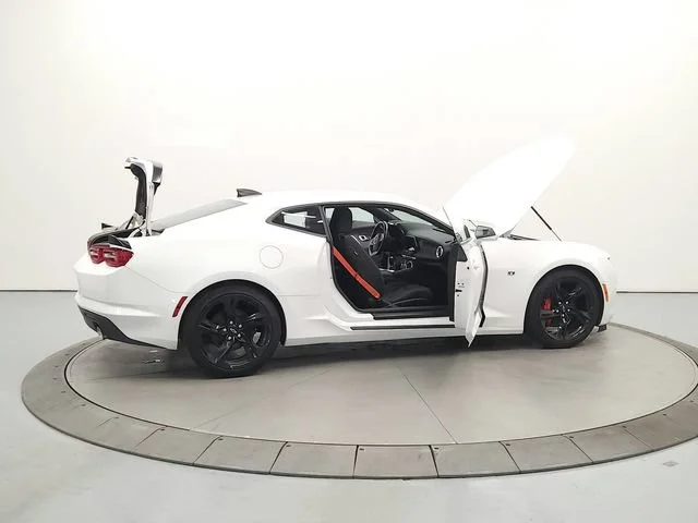 2021 Chevrolet Camaro 1LT - Photo 16